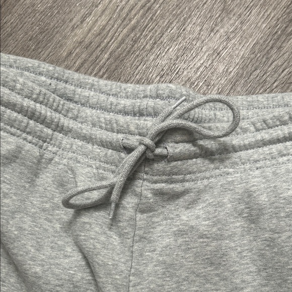 True Religion Heather Gray Joggers - Picture 4 of 7
